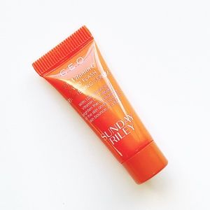🚺 SUNDAY RILEY C.E.O. 15% VITAMIN C SERUM .17 OZ TRAVEL SIZE TSA